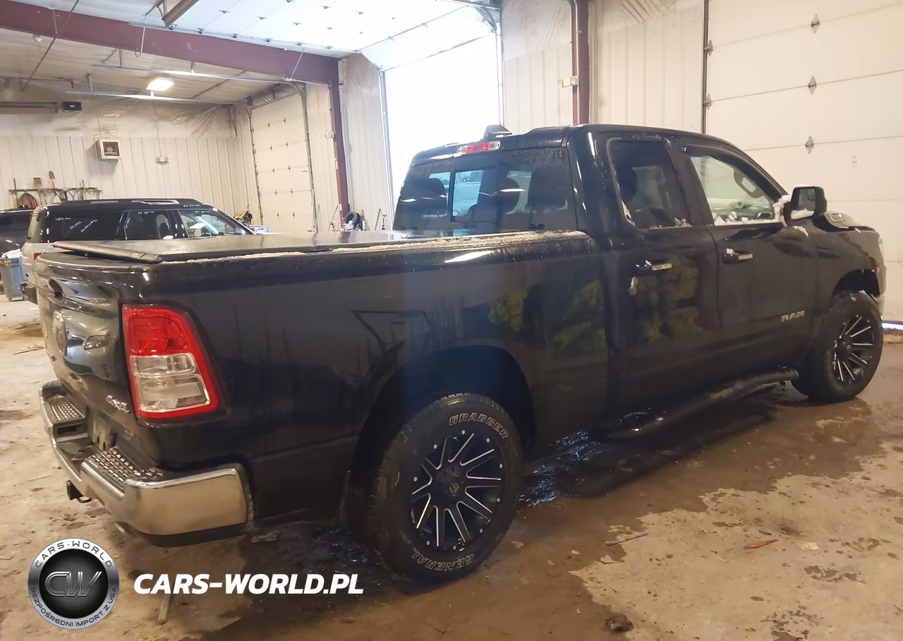 2020 Ram 1500 Big Horn 4X4 6'4 Box VIN:1C6SRFBT9LN218042 - 4