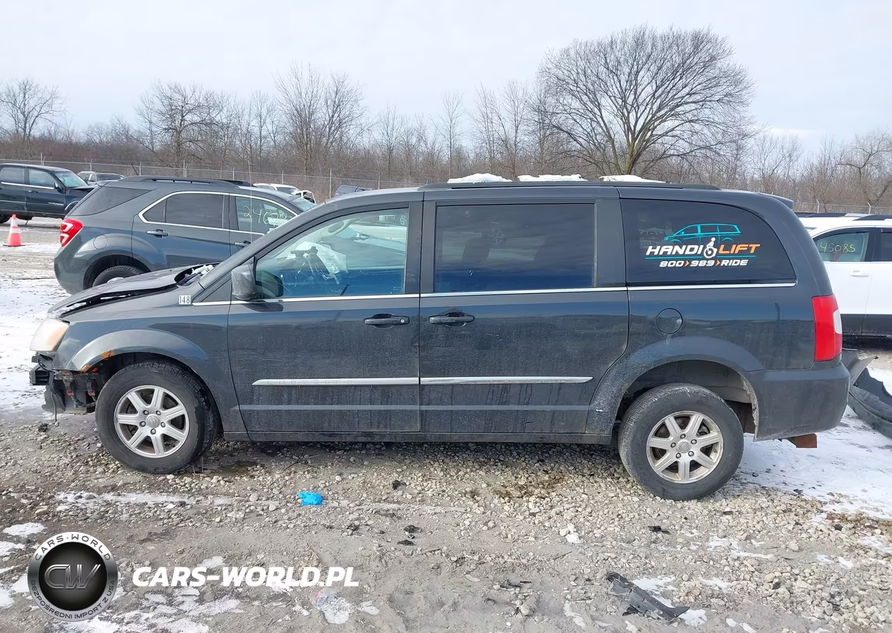 2012 Chrysler Town & Country Touring VIN:2C4RC1BG5CR127111 - 15