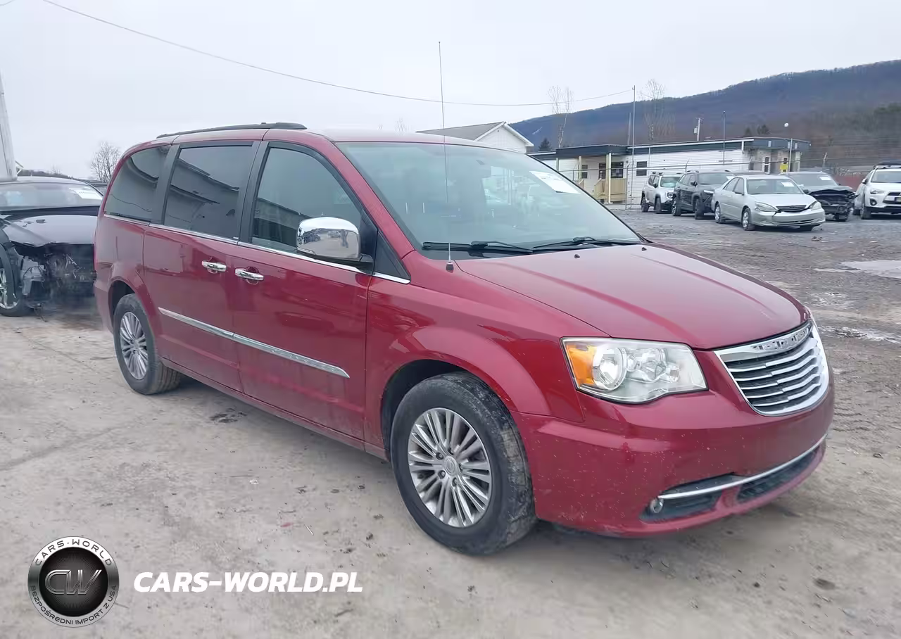 2013 Chrysler Town & Country Touring-L
