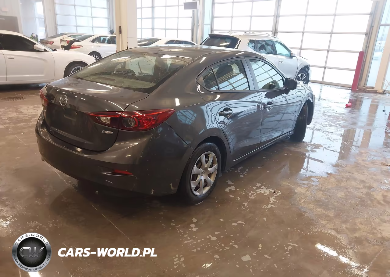 2015 Mazda Mazda3 I Sport VIN:3MZBM1U75FM155012 - 4