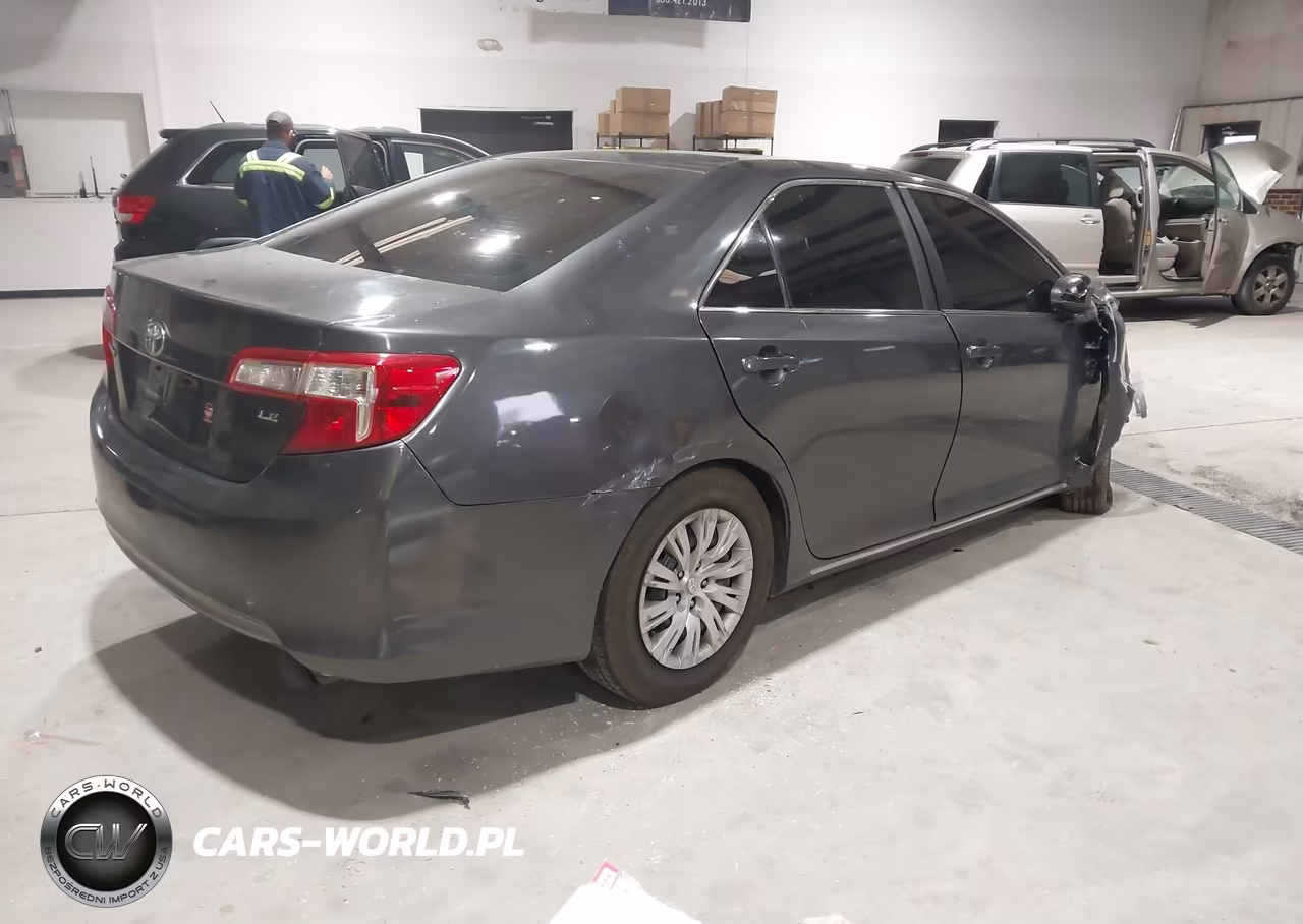 2012 Toyota Camry Le VIN:4T1BF1FK3CU136041 - 4