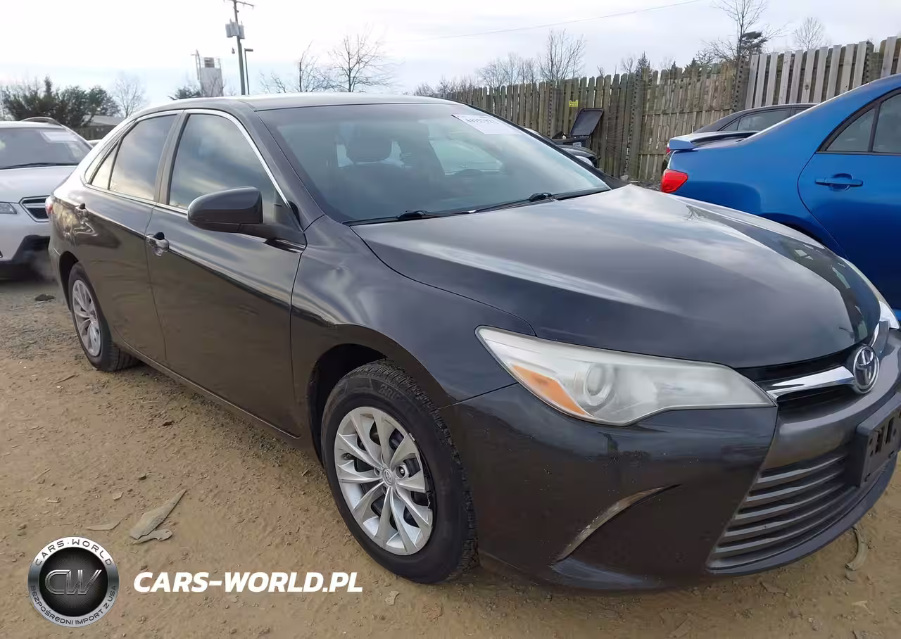 2016 Toyota Camry Le