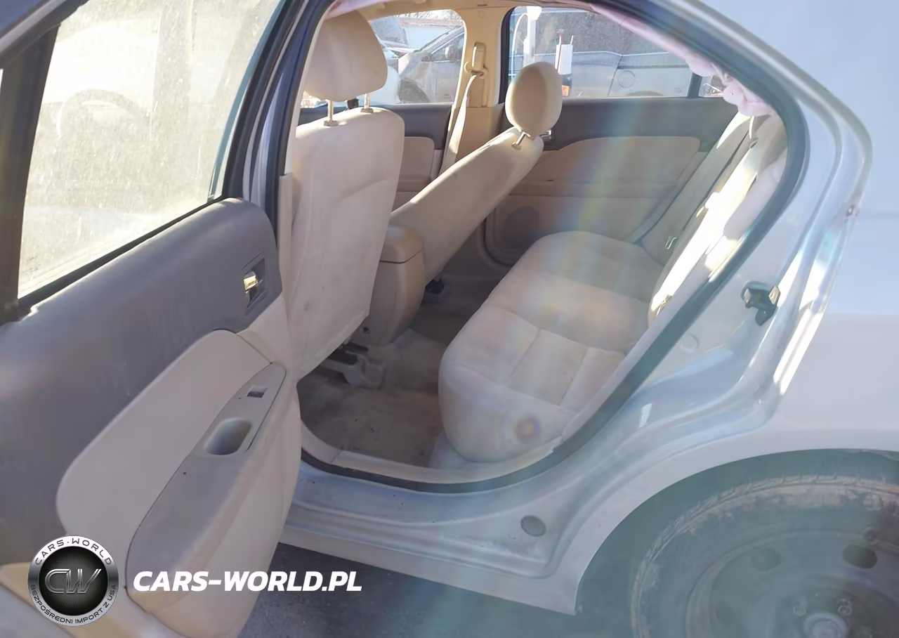 2008 Ford Fusion S VIN:3FAHP06Z08R175435 - 8