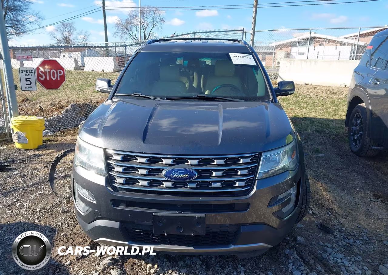 2016 Ford Explorer Limited VIN:1FM5K8F81GGB79643 - 11