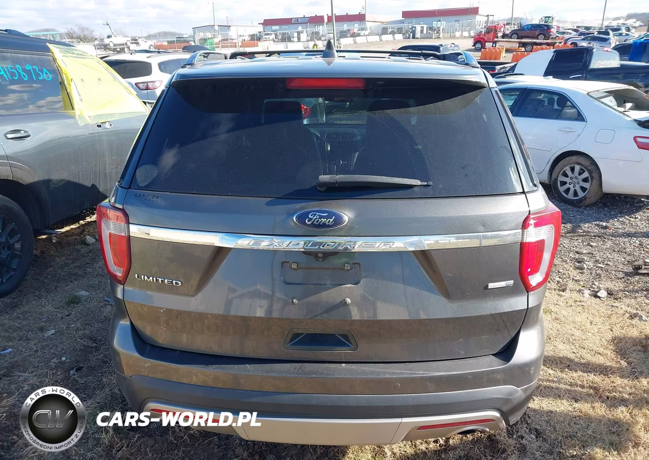 2016 Ford Explorer Limited VIN:1FM5K8F81GGB79643 - 15