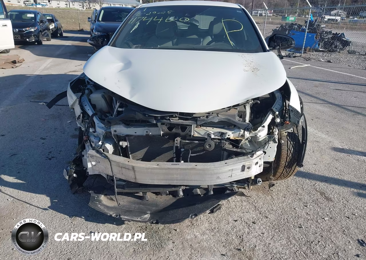 2019 Toyota C-Hr Xle VIN:NMTKHMBX7KR076039 - 6
