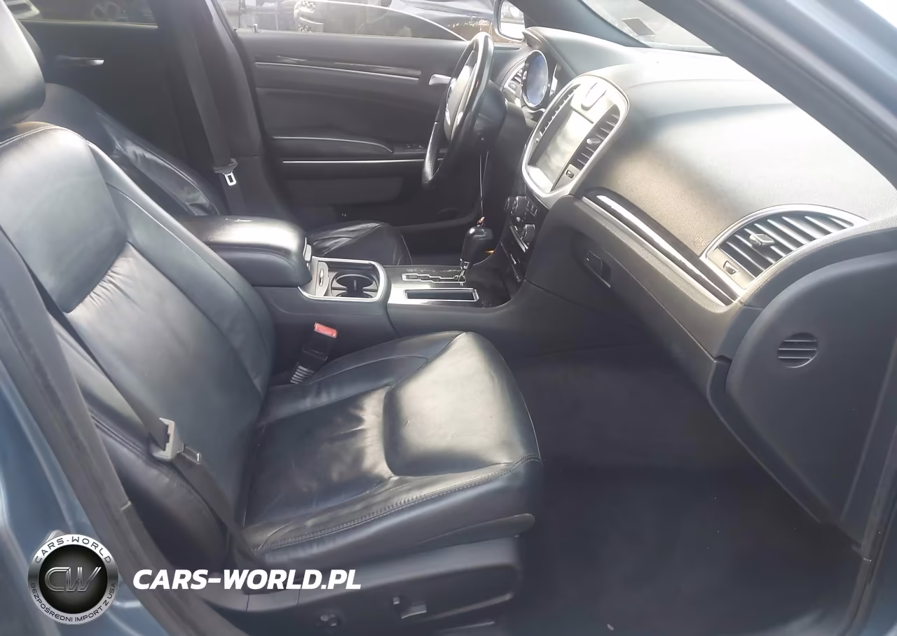 2011 Chrysler 300 Limited VIN:2C3CA5CG0BH554822 - 5