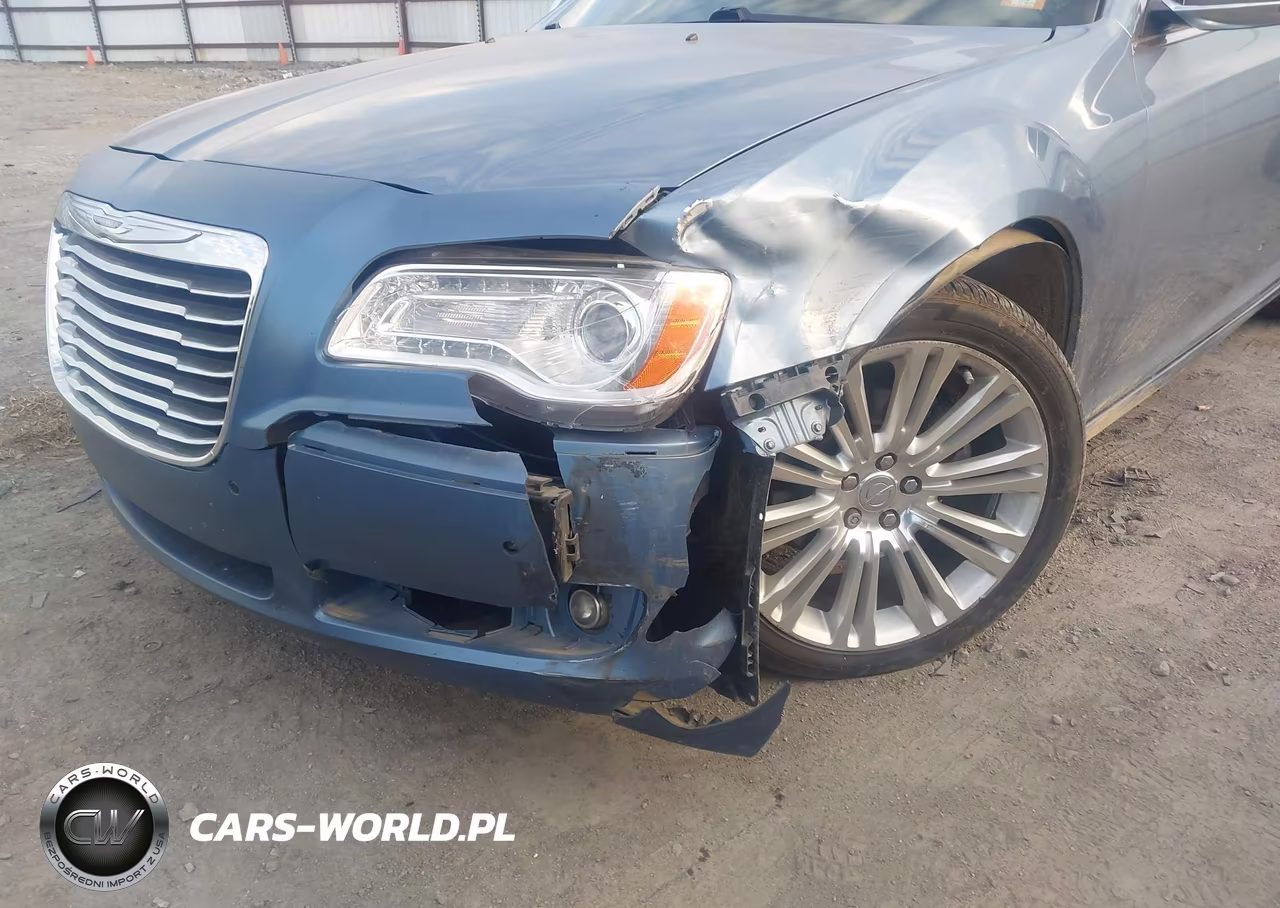 2011 Chrysler 300 Limited VIN:2C3CA5CG0BH554822 - 6