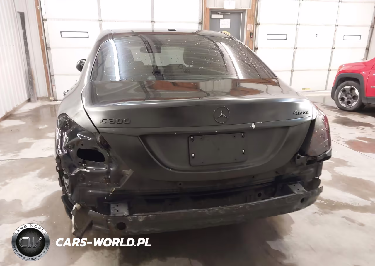 2018 Mercedes-Benz C 300 4Matic VIN:55SWF4KB5JU254240 - 6