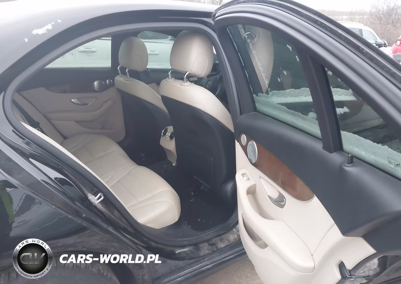 2018 Mercedes-Benz C 300 4Matic VIN:55SWF4KB5JU254240 - 8