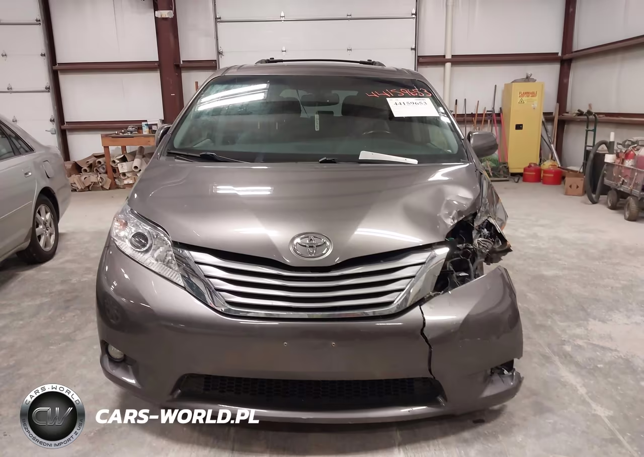 2017 Toyota Sienna Xle 8 Passenger VIN:5TDYZ3DC1HS774796 - 12
