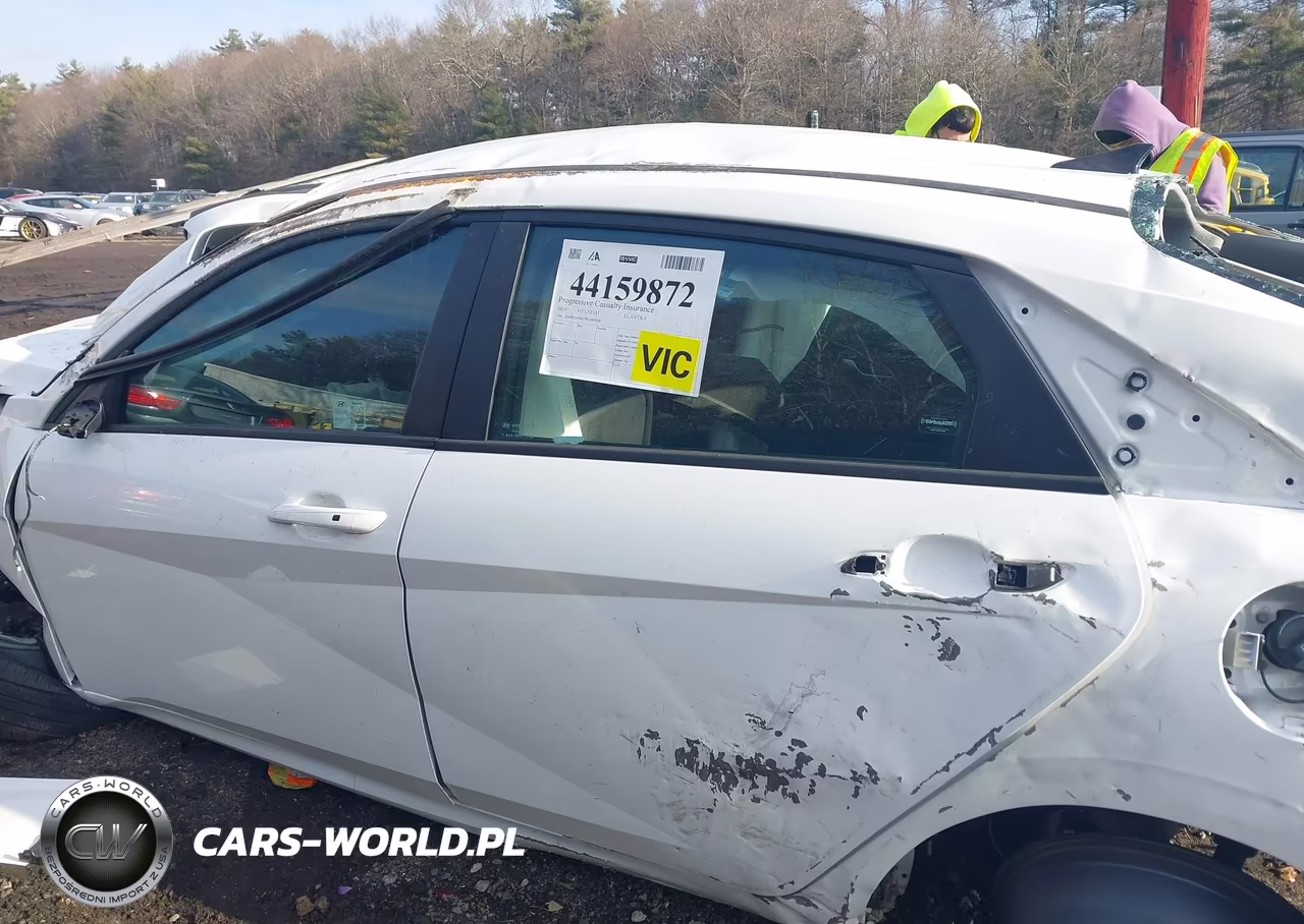 2024 Hyundai Elantra Sel VIN:KMHLM4DG7RU688368 - 13