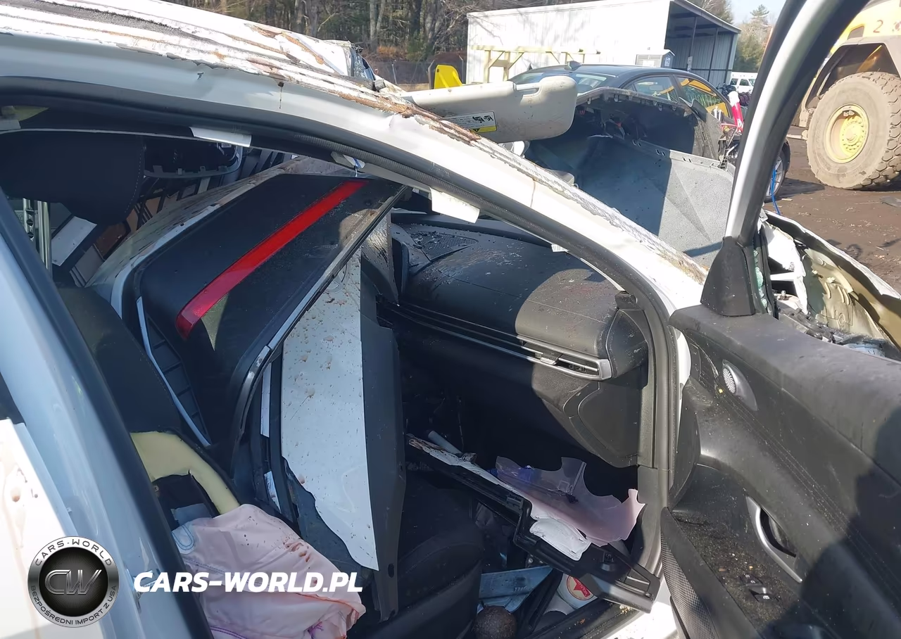 2024 Hyundai Elantra Sel VIN:KMHLM4DG7RU688368 - 5