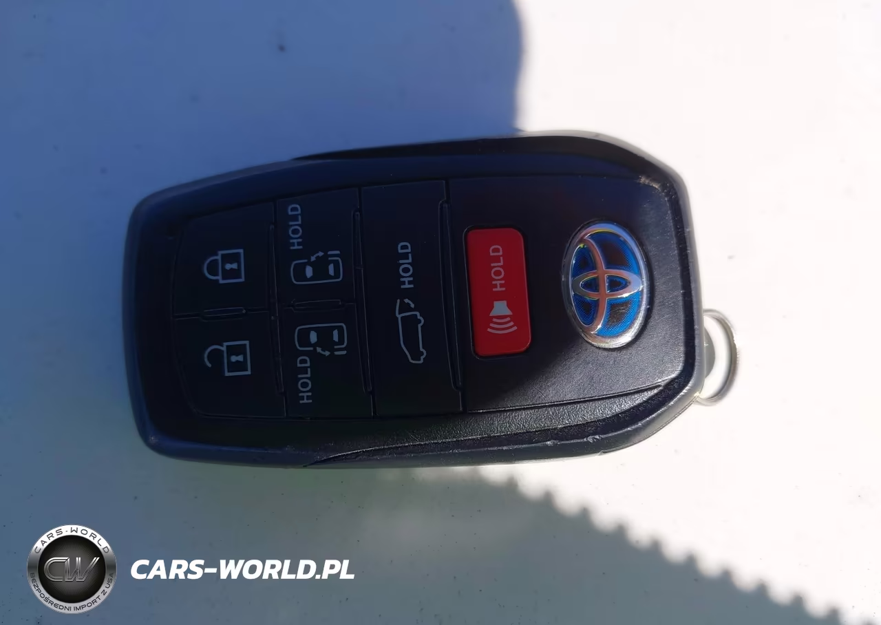 2023 Toyota Sienna Platinum VIN:5TDERKEC8PS170771 - 11