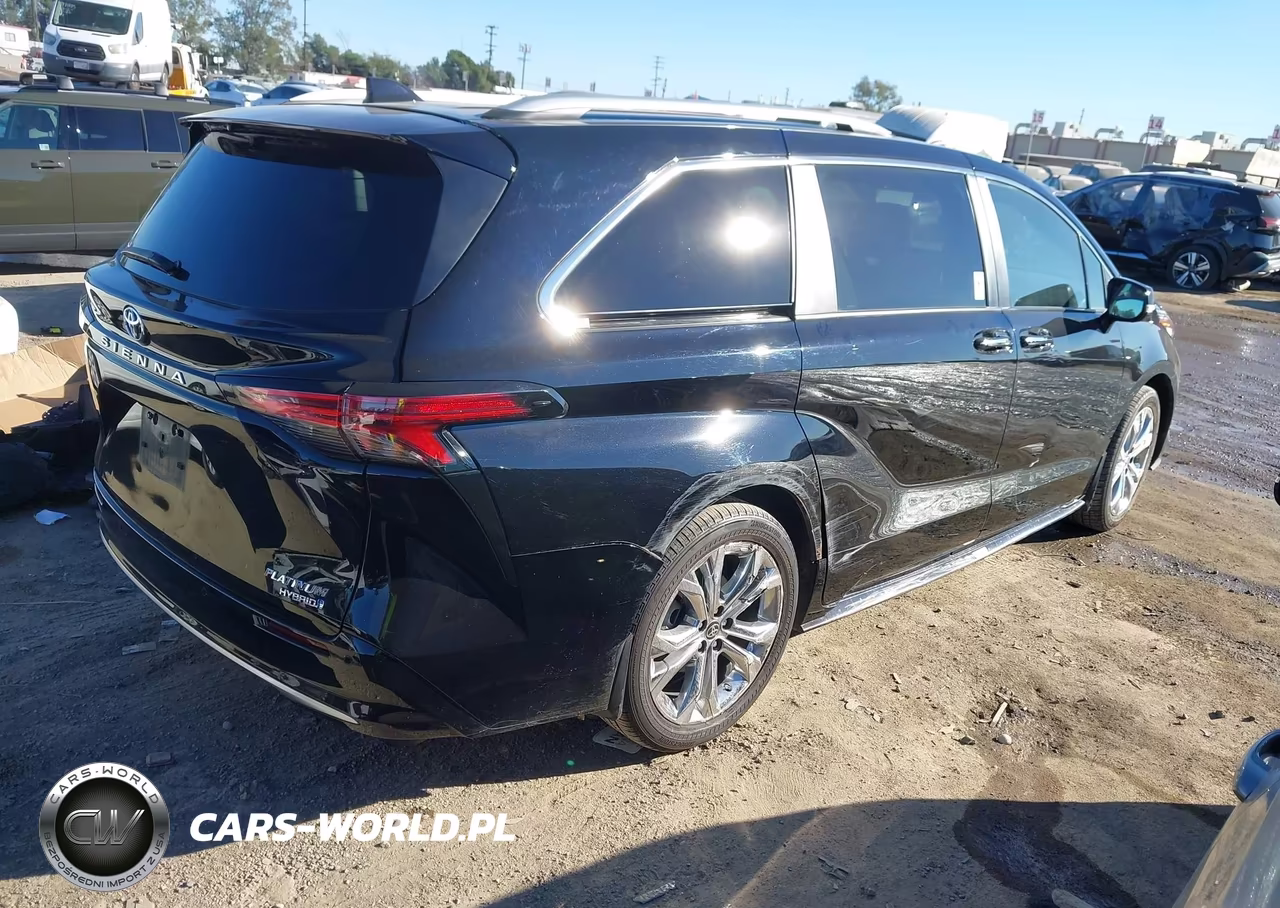 2023 Toyota Sienna Platinum VIN:5TDERKEC8PS170771 - 4
