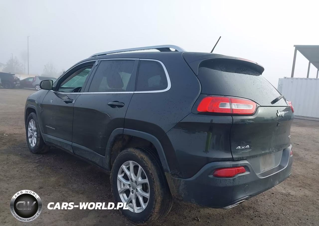 2015 Jeep Cherokee Latitude VIN:1C4PJMCS4FW792790 - 3