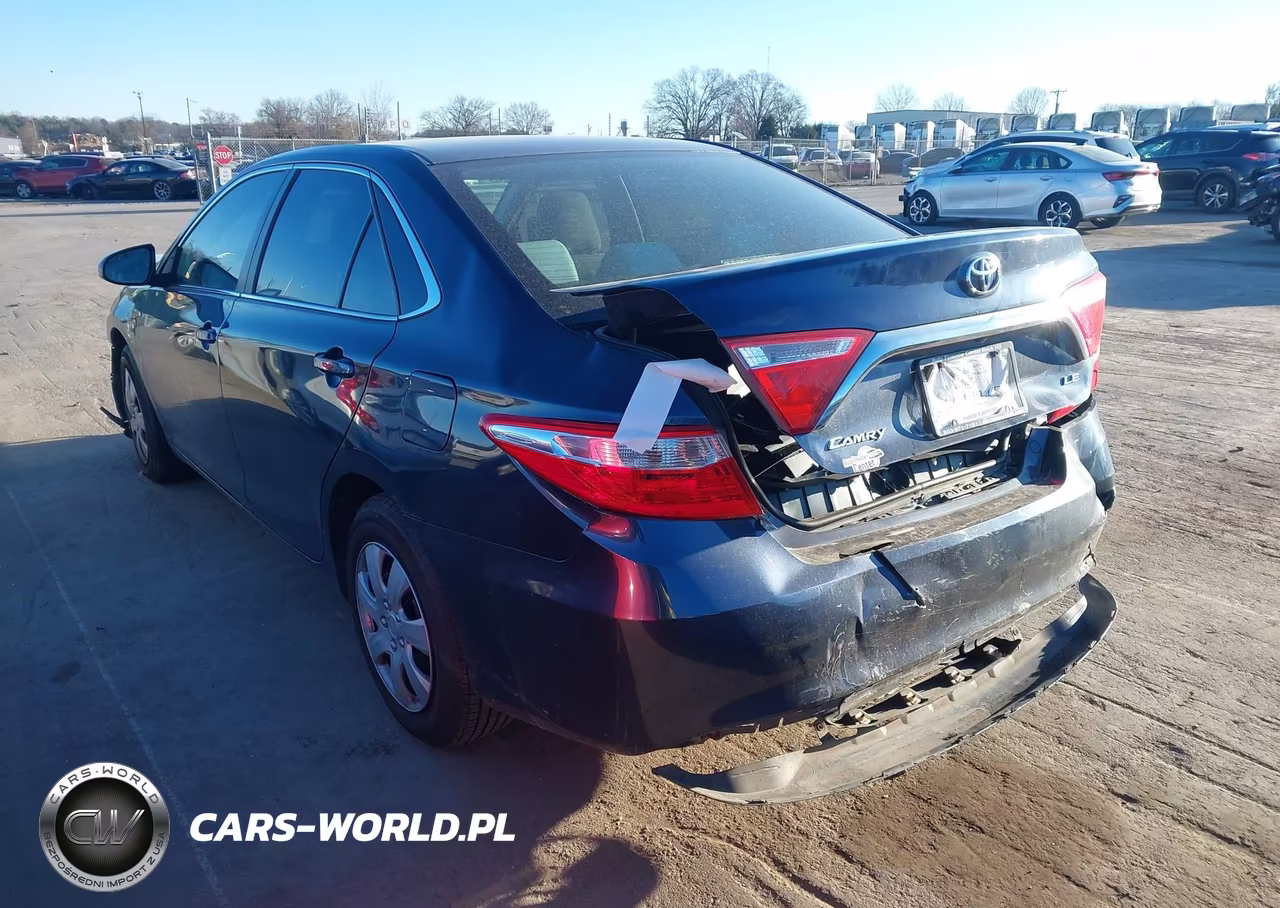 2016 Toyota Camry Le VIN:4T4BF1FK6GR523548 - 3