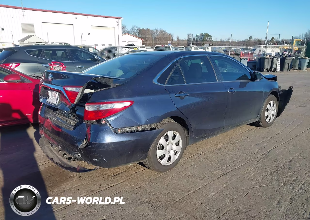 2016 Toyota Camry Le VIN:4T4BF1FK6GR523548 - 4
