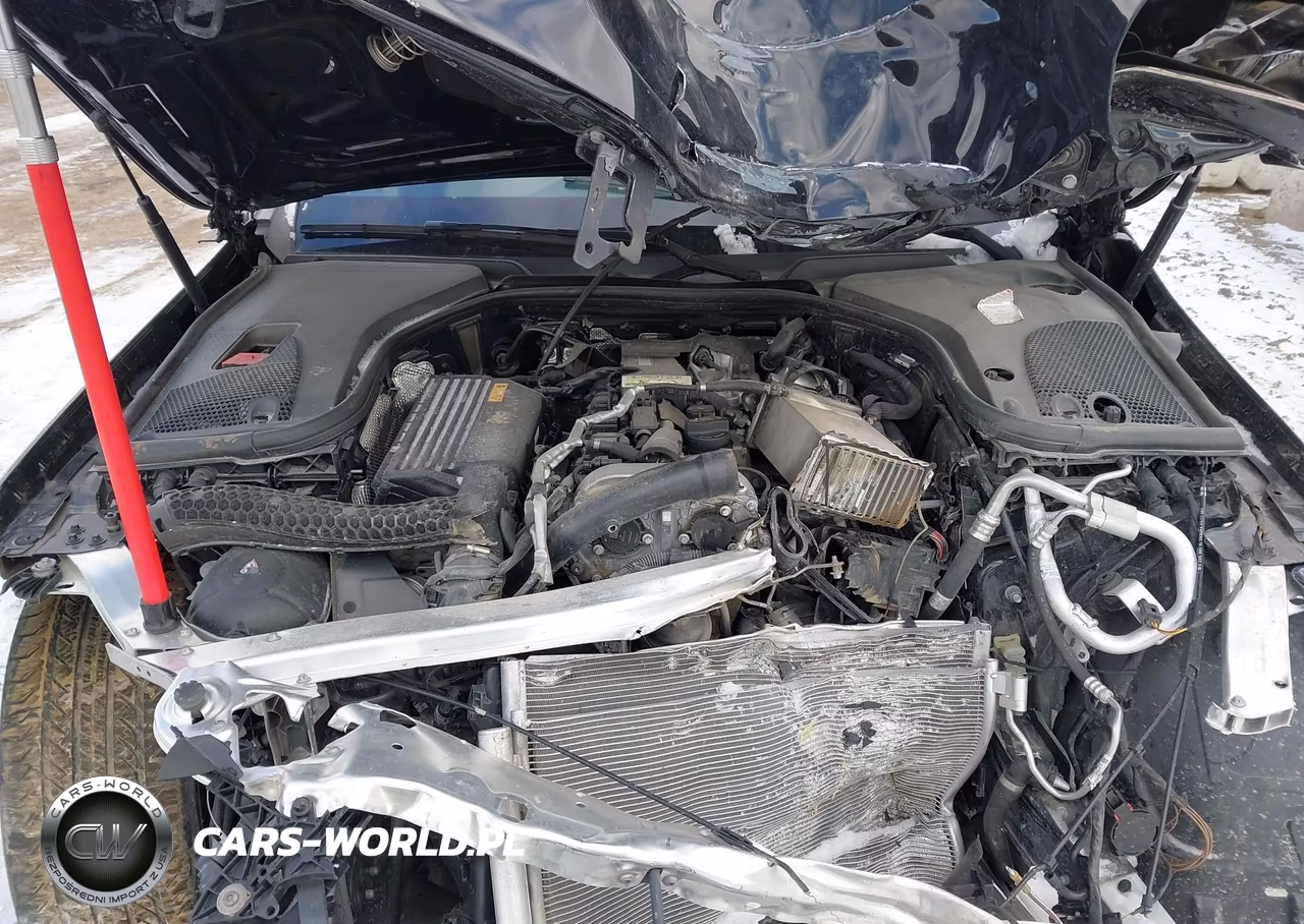 2018 Mercedes-Benz E 300 VIN:WDDZF4JBXJA393181 - 10
