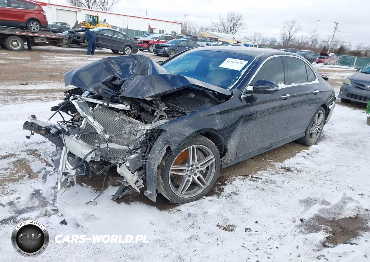 2018 Mercedes-Benz E 300 VIN:WDDZF4JBXJA393181 - 2