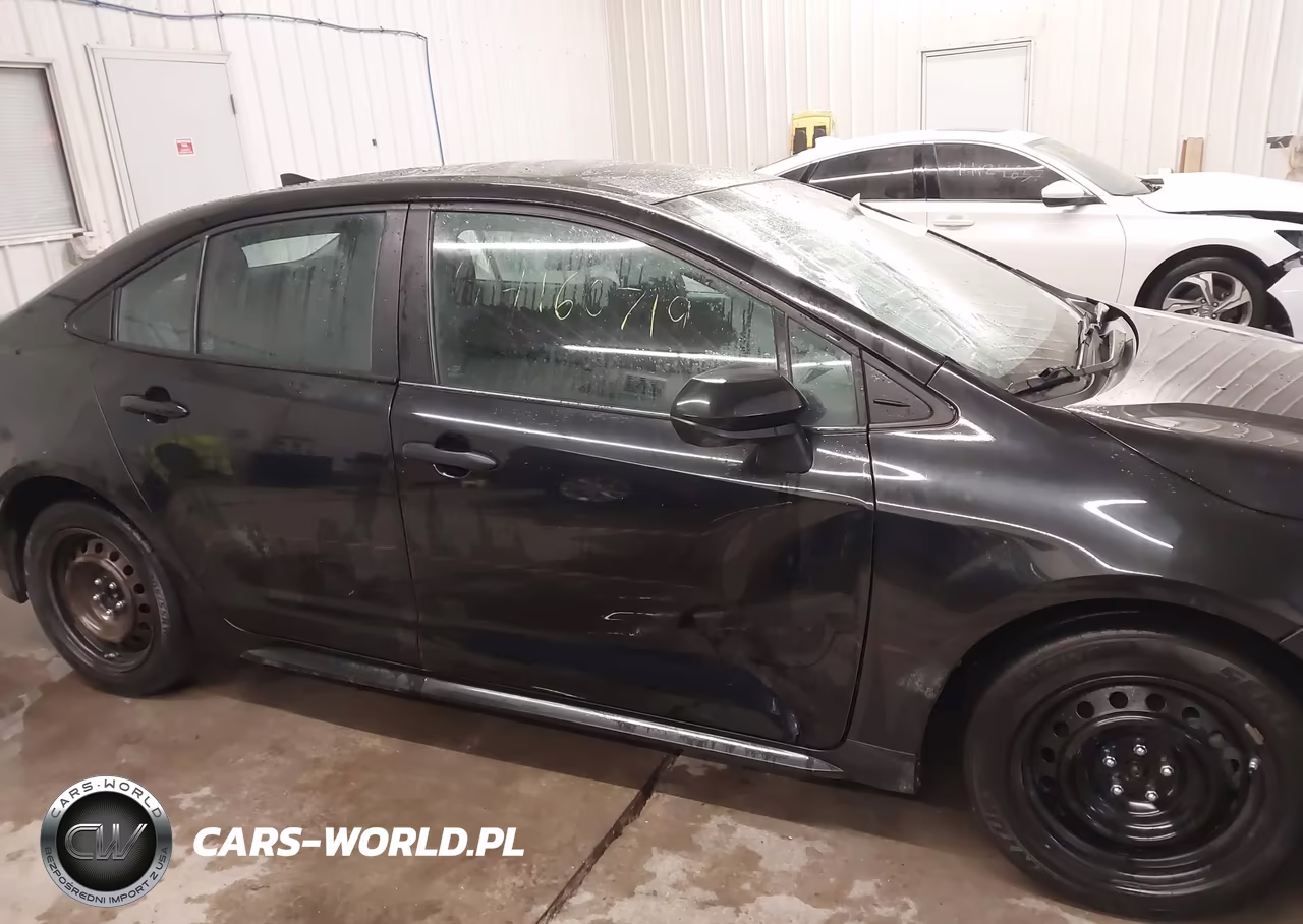 2020 Toyota Corolla Le VIN:5YFEPRAEXLP116347 - 13