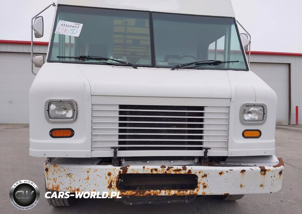 2015 Ford F-59 Commercial Stripped VIN:1F66F5KY9F0A04004 - 11