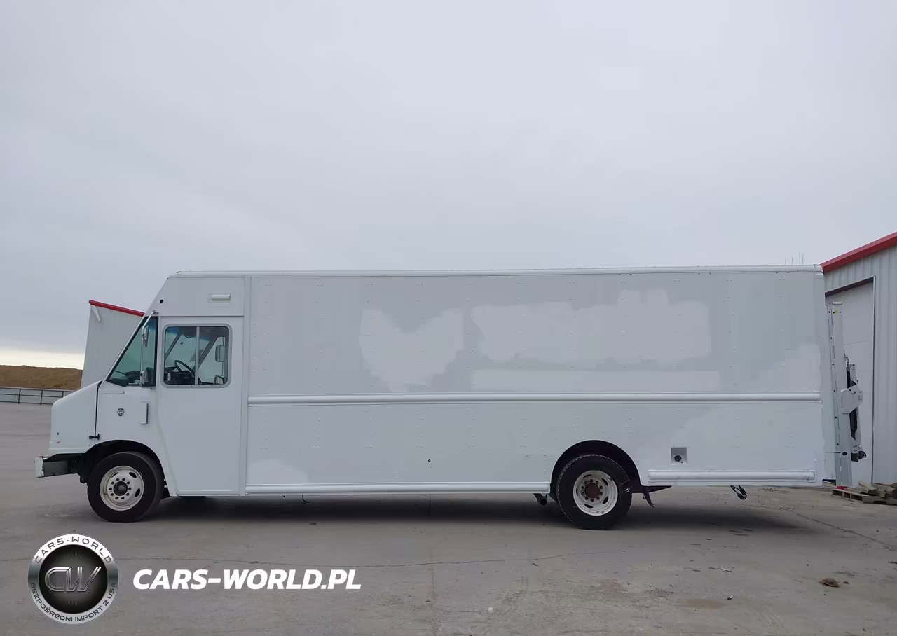 2015 Ford F-59 Commercial Stripped VIN:1F66F5KY9F0A04004 - 15