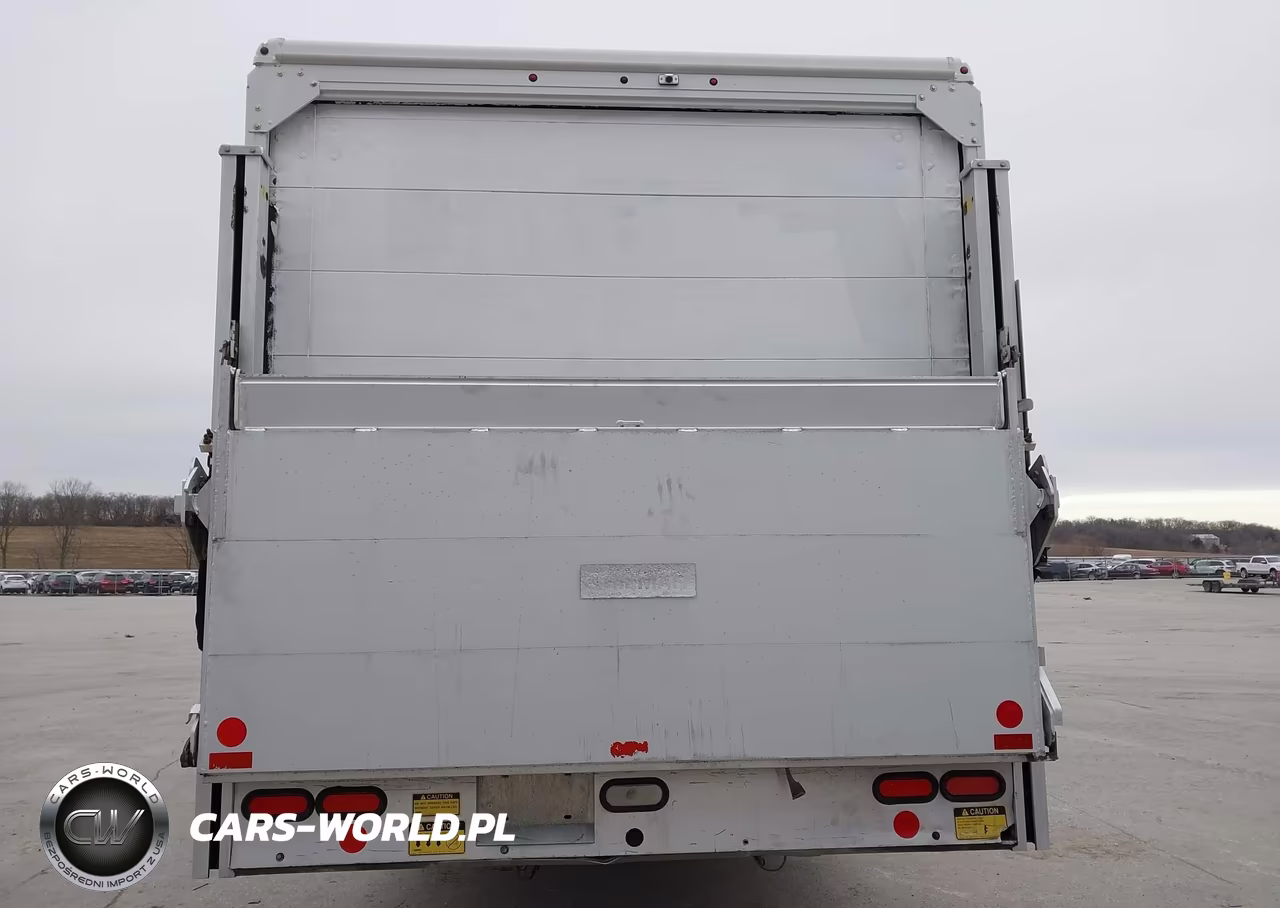 2015 Ford F-59 Commercial Stripped VIN:1F66F5KY9F0A04004 - 16