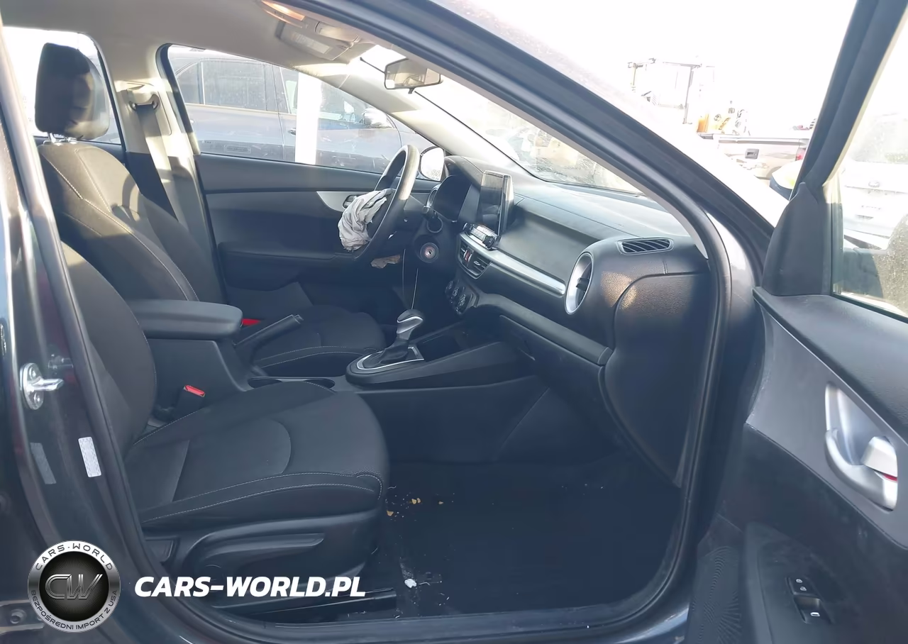 2024 Kia Forte Lxs VIN:3KPF24AD9RE767136 - 5