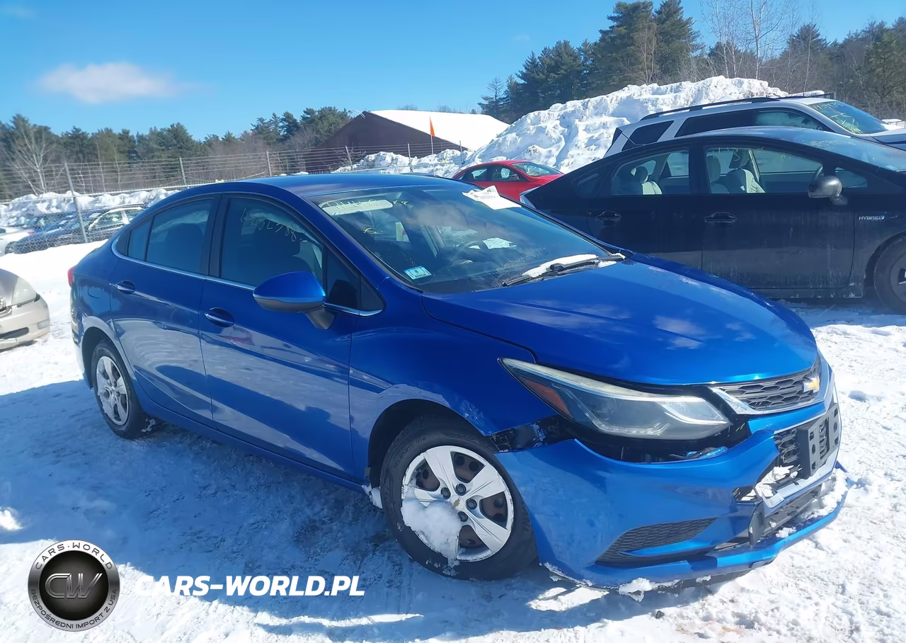 2018 Chevrolet Cruze Lt Auto – zdjęcie 1 z 17