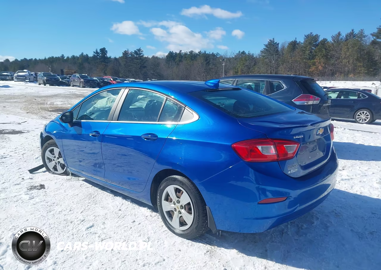 2018 Chevrolet Cruze Lt Auto VIN:1G1BE5SM9J7176022 - 3