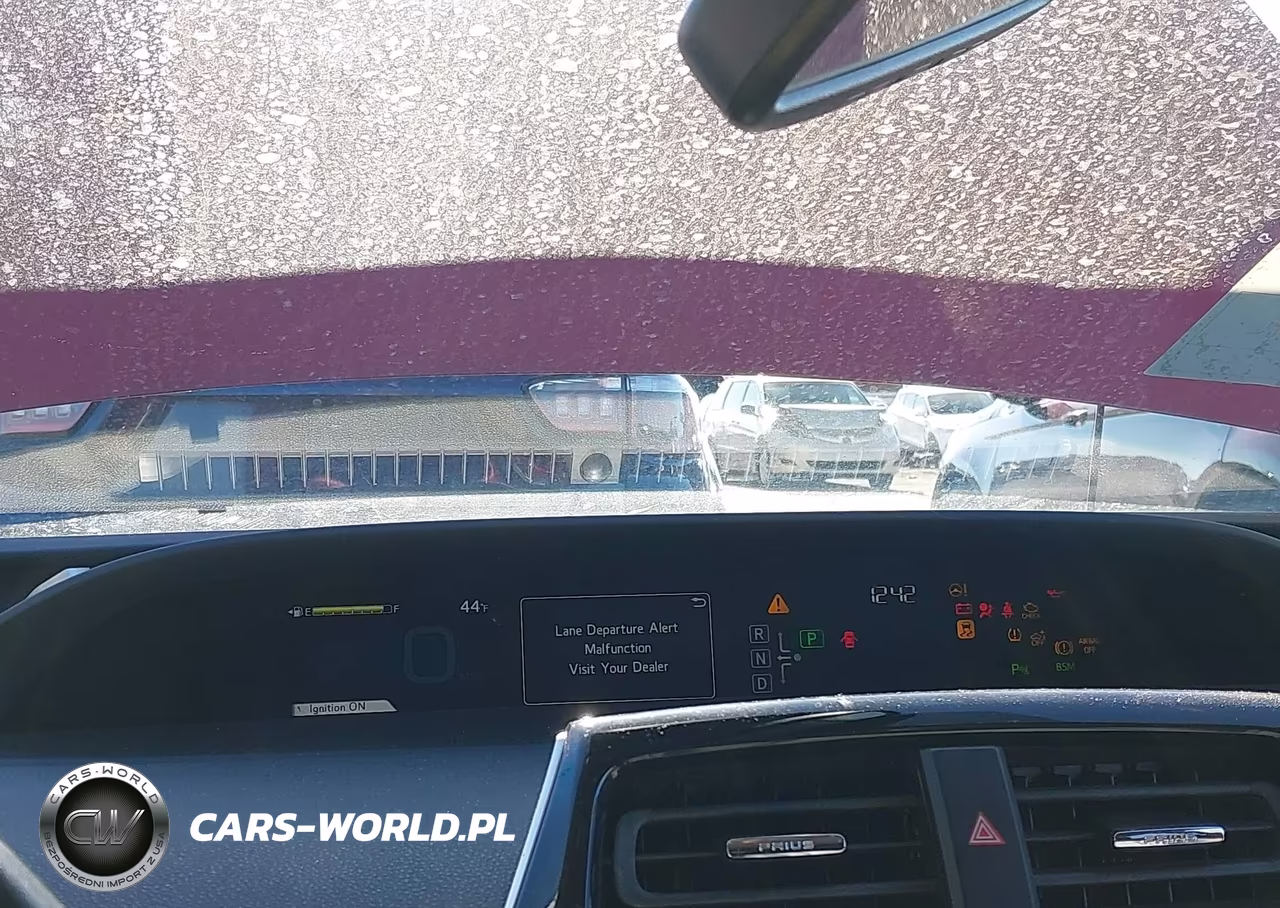 2017 Toyota Prius Four VIN:JTDKARFU3H3538710 - 7