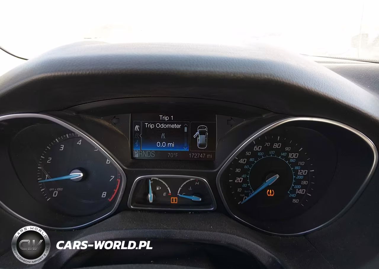 2012 Ford Focus Titanium VIN:1FAHP3N2XCL137854 - 7