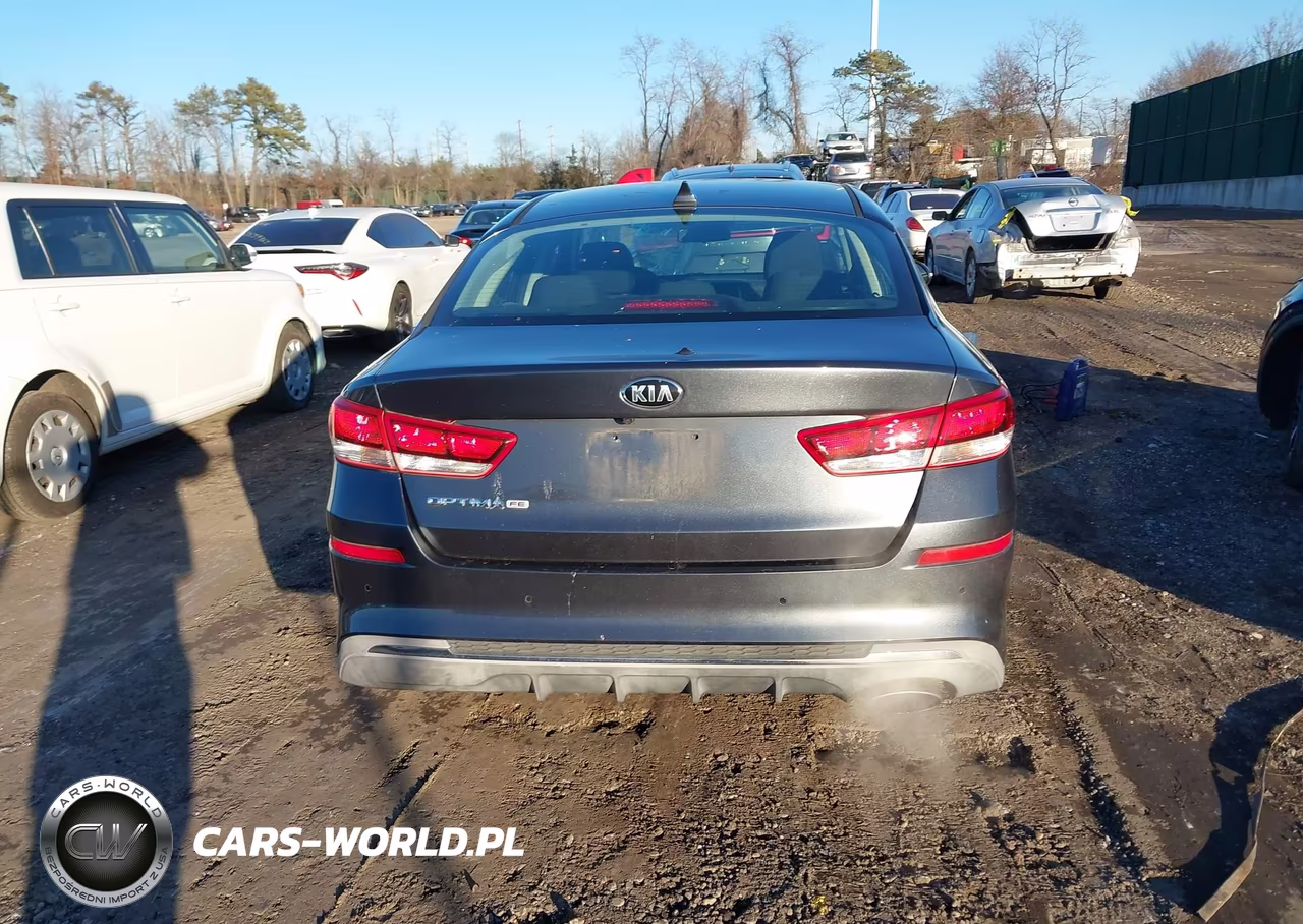 2019 Kia Optima Lx VIN:5XXGT4L36KG376271 - 16