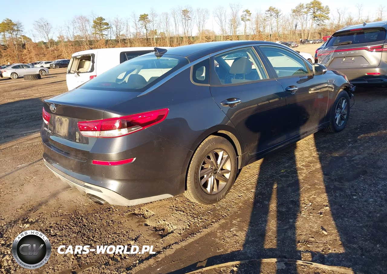 2019 Kia Optima Lx VIN:5XXGT4L36KG376271 - 4