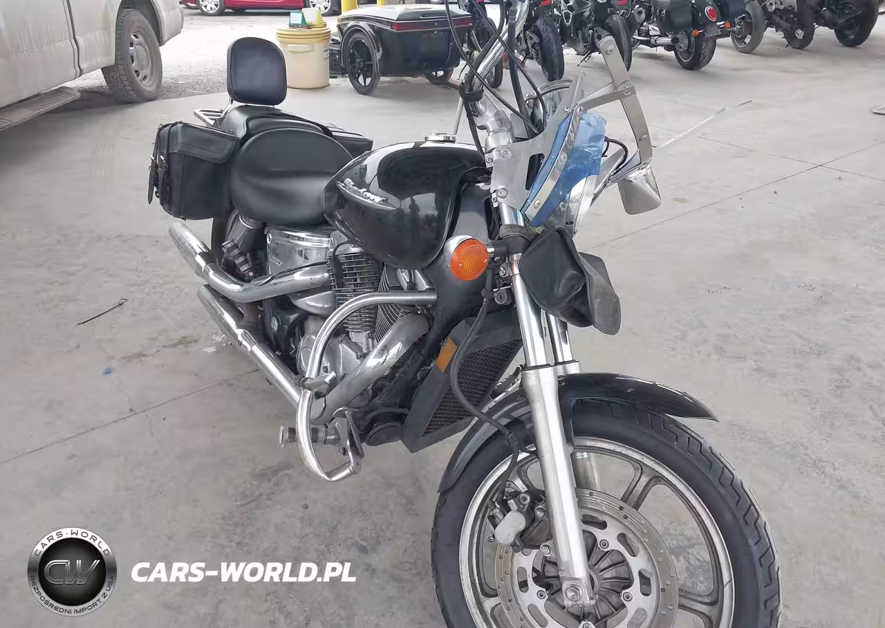 2004 Honda Vt1100 C