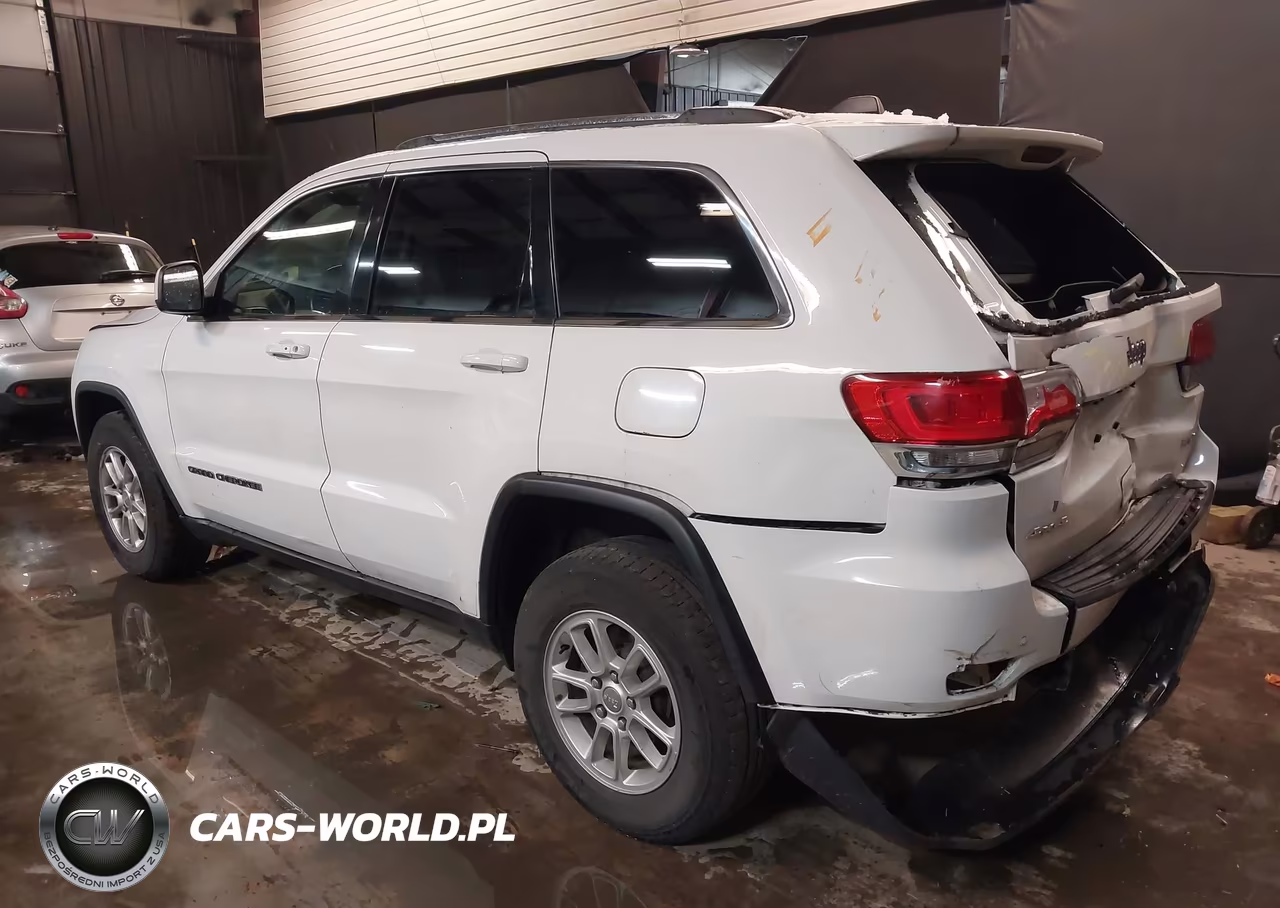 2019 Jeep Grand Cherokee Laredo E 4X4 VIN:1C4RJFAG8KC641448 - 3