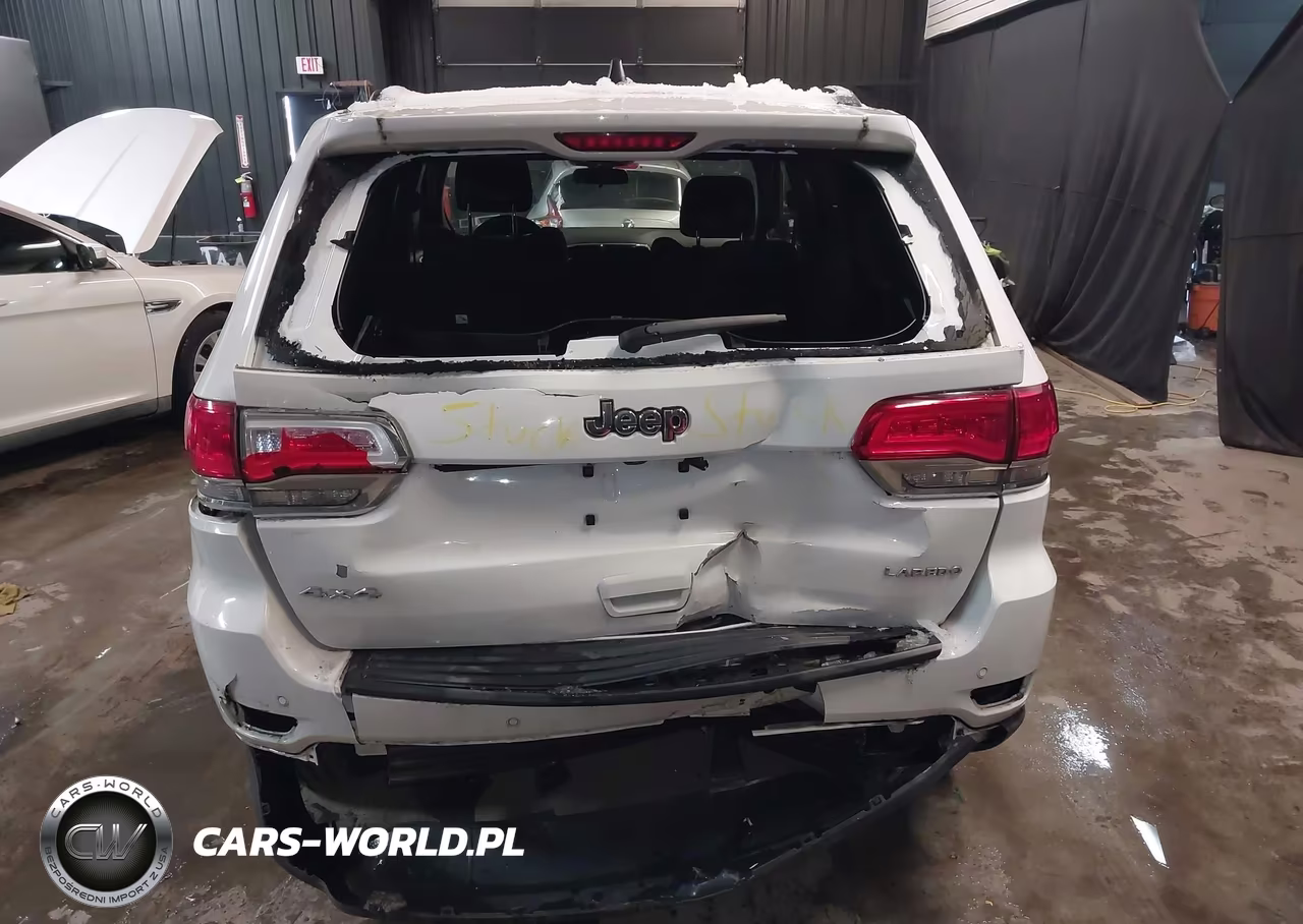 2019 Jeep Grand Cherokee Laredo E 4X4 VIN:1C4RJFAG8KC641448 - 6