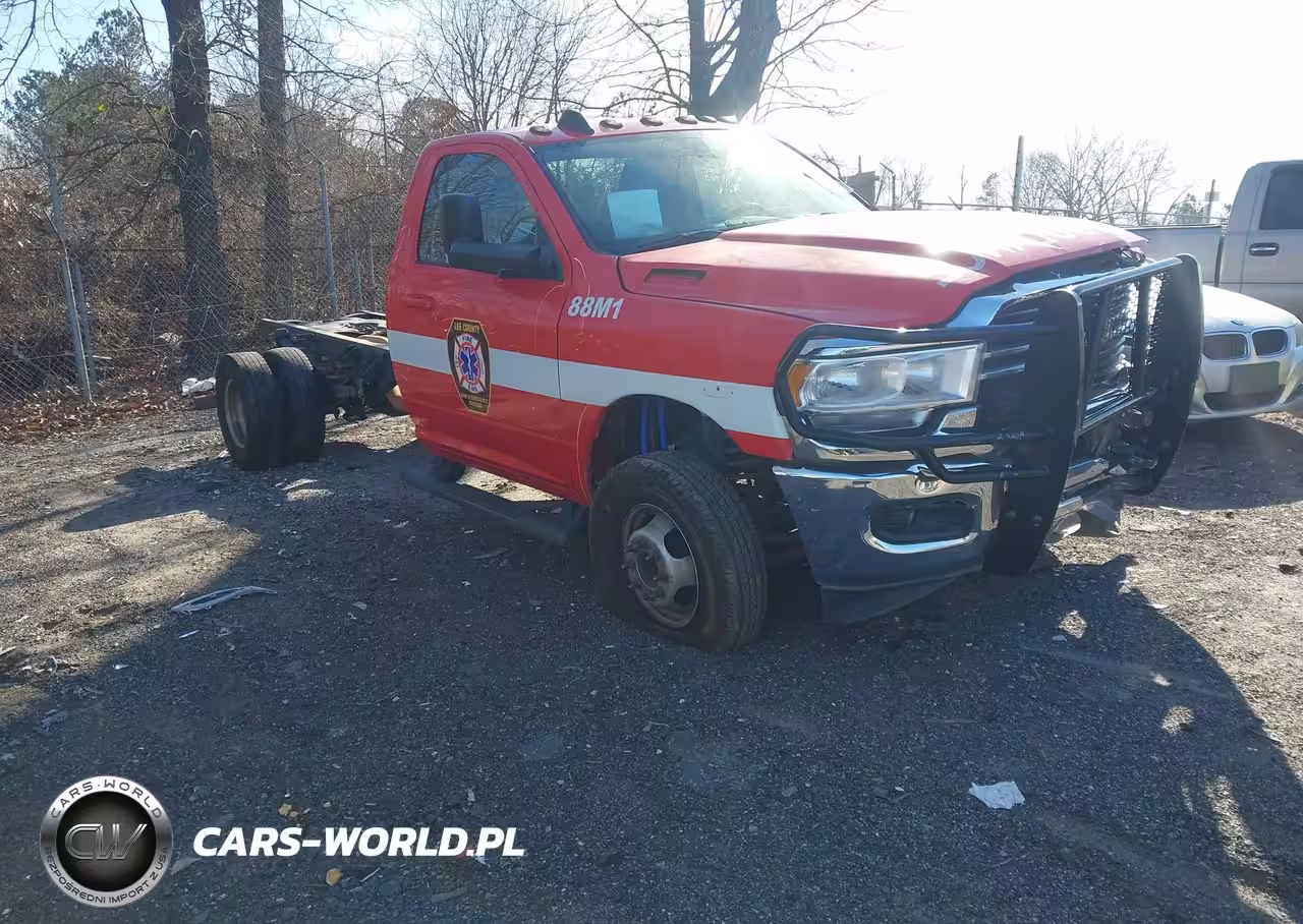 2020 Ram 3500 Chassis Tradesman-Slt