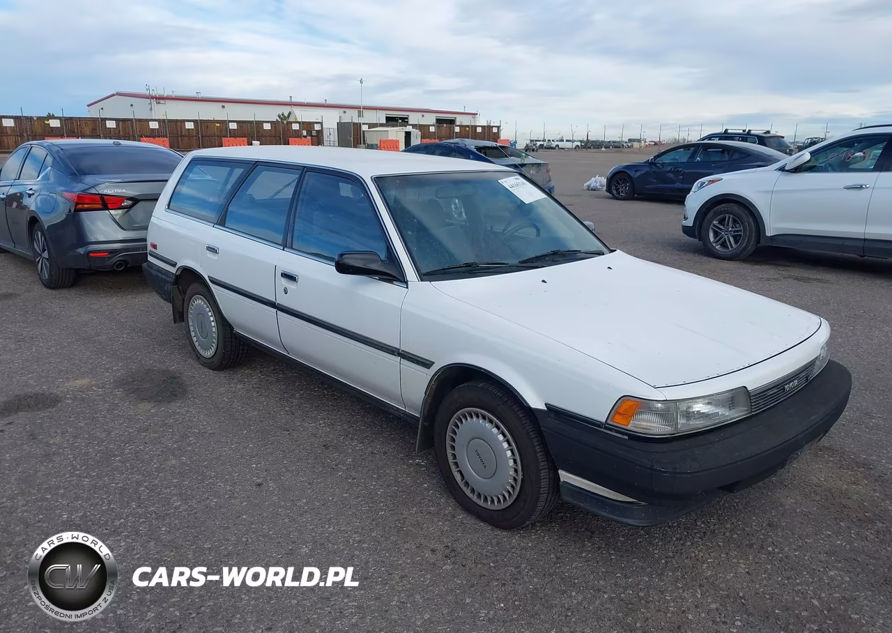 1990 Toyota Camry Dlx