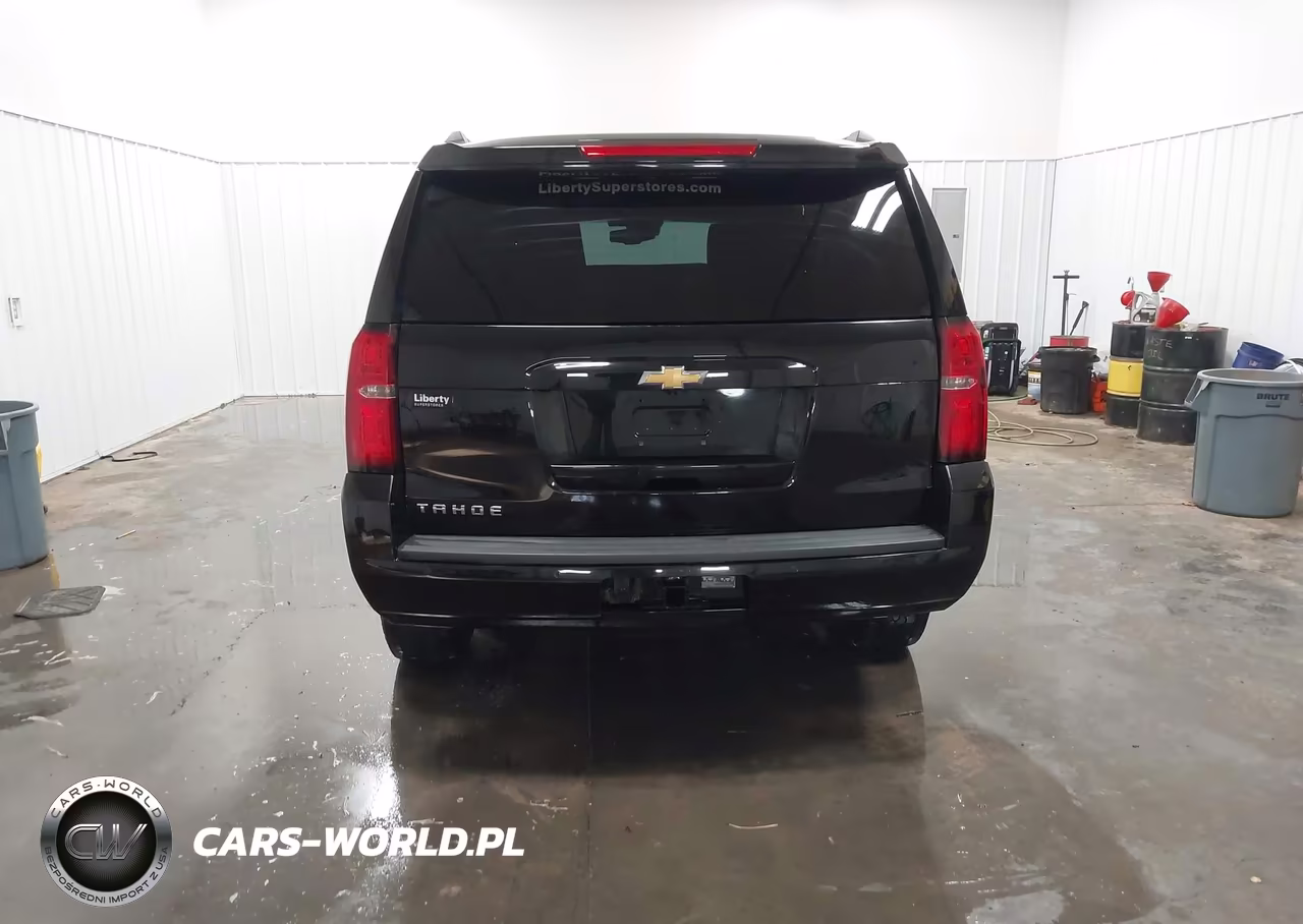 2019 Chevrolet Tahoe Lt VIN:1GNSKBKC2KR332890 - 16