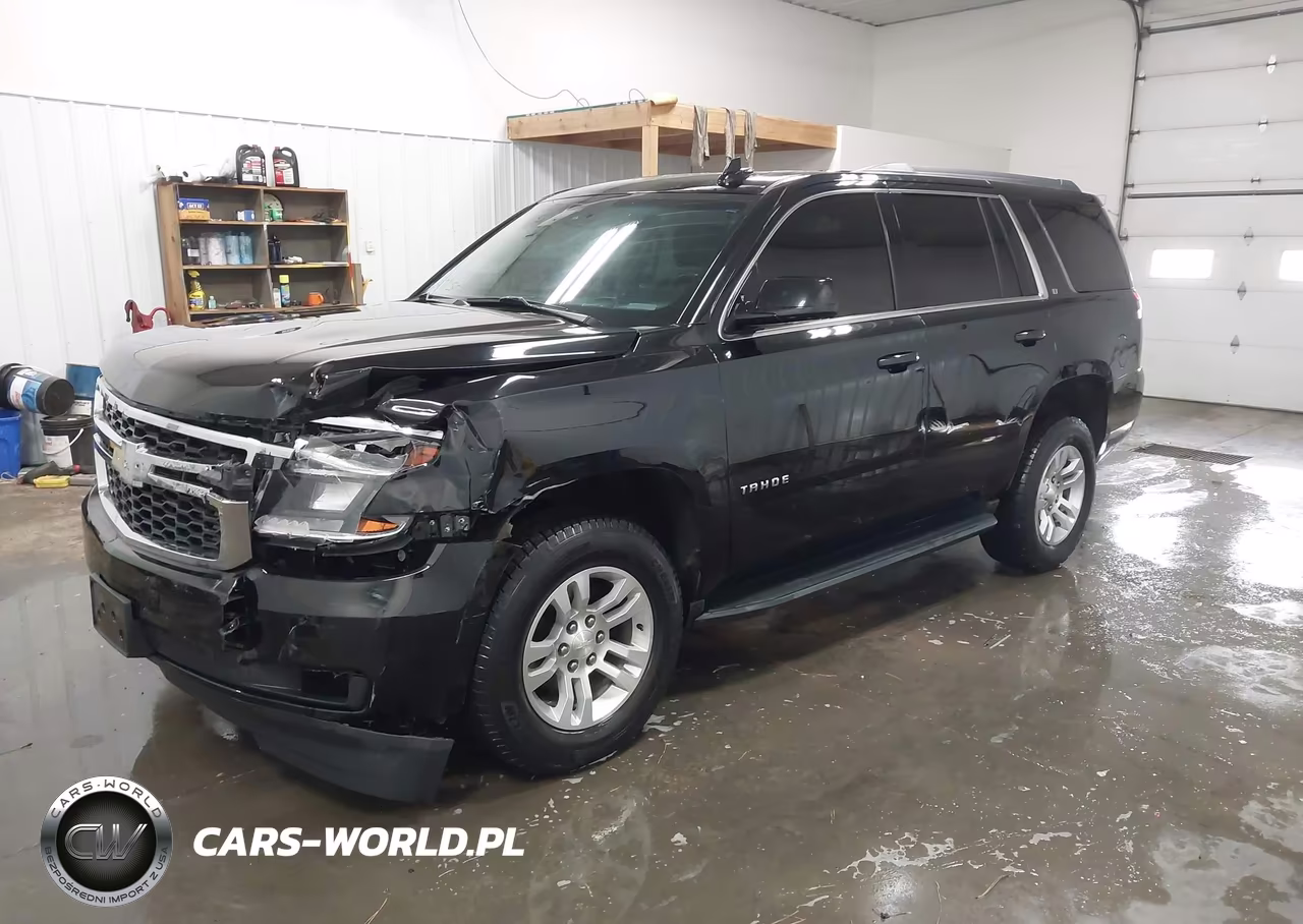 2019 Chevrolet Tahoe Lt VIN:1GNSKBKC2KR332890 - 2