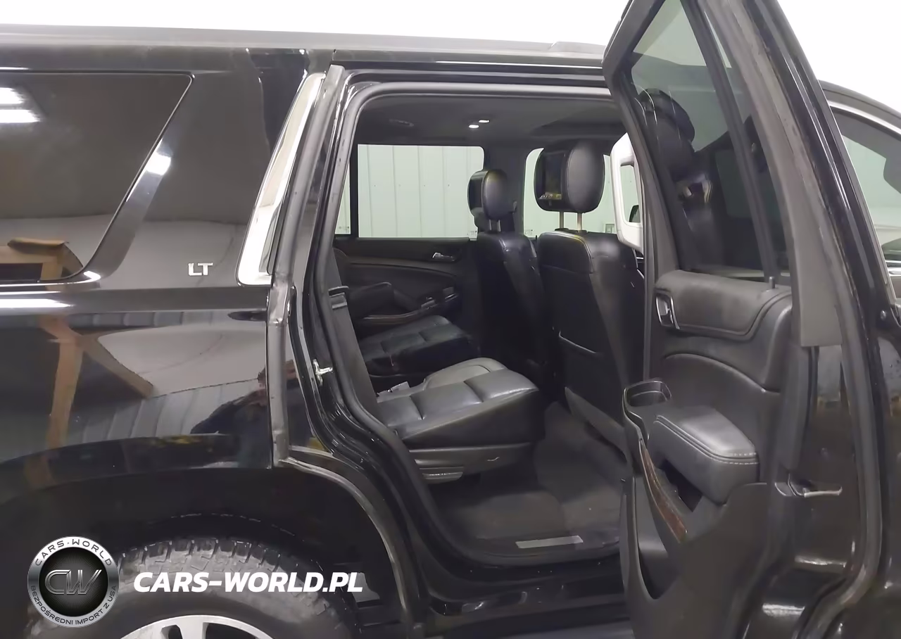 2019 Chevrolet Tahoe Lt VIN:1GNSKBKC2KR332890 - 8
