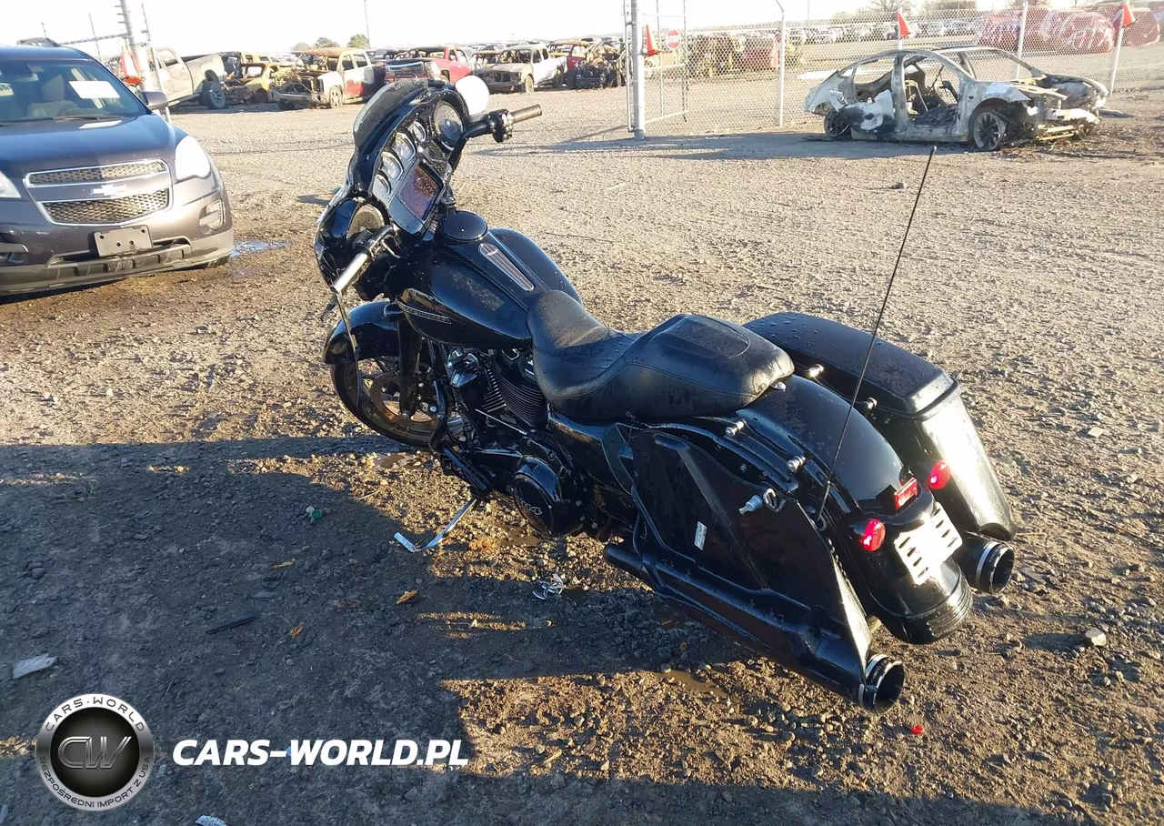 2019 Harley-Davidson Flhxs VIN:1HD1KRP10KB619950 - 3