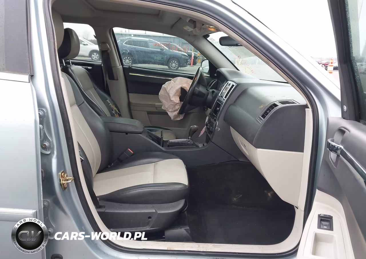 2006 Chrysler 300 Touring VIN:2C3KA53G76H303975 - 5