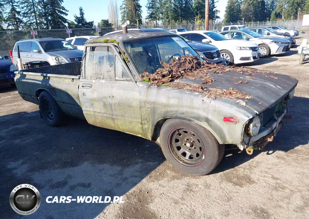 1982 Toyota Pickup - Cab Chassis 1-2 Ton Dlx