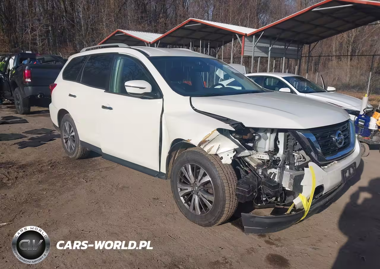 2018 Nissan Pathfinder Sv