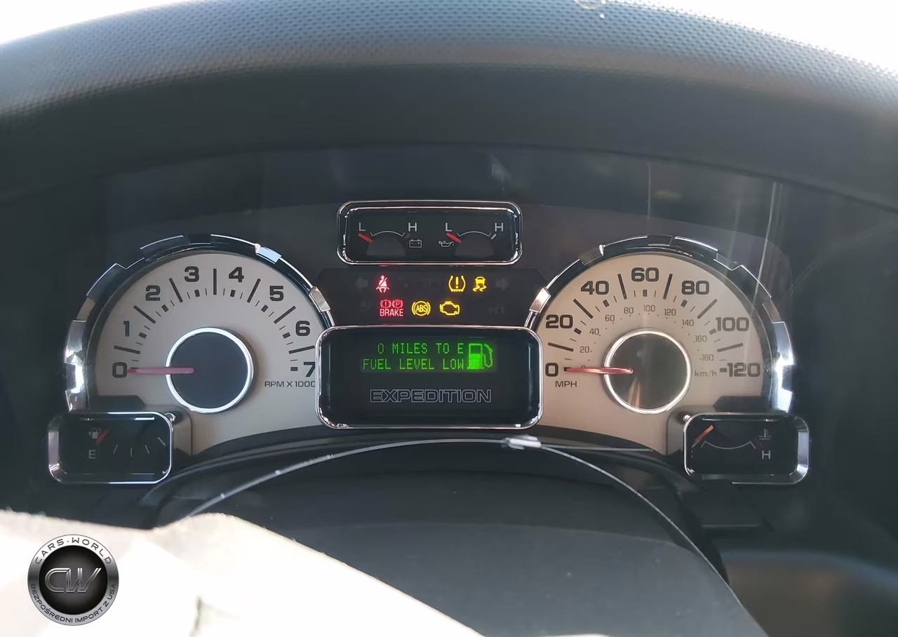 2011 Ford Expedition El King Ranch VIN:1FMJK1J57BEF28831 - 7