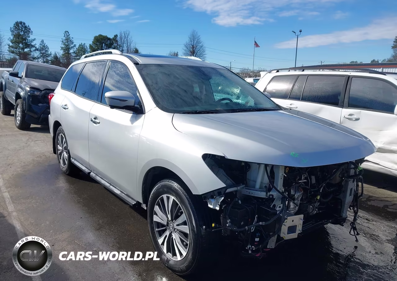 2017 Nissan Pathfinder Sl