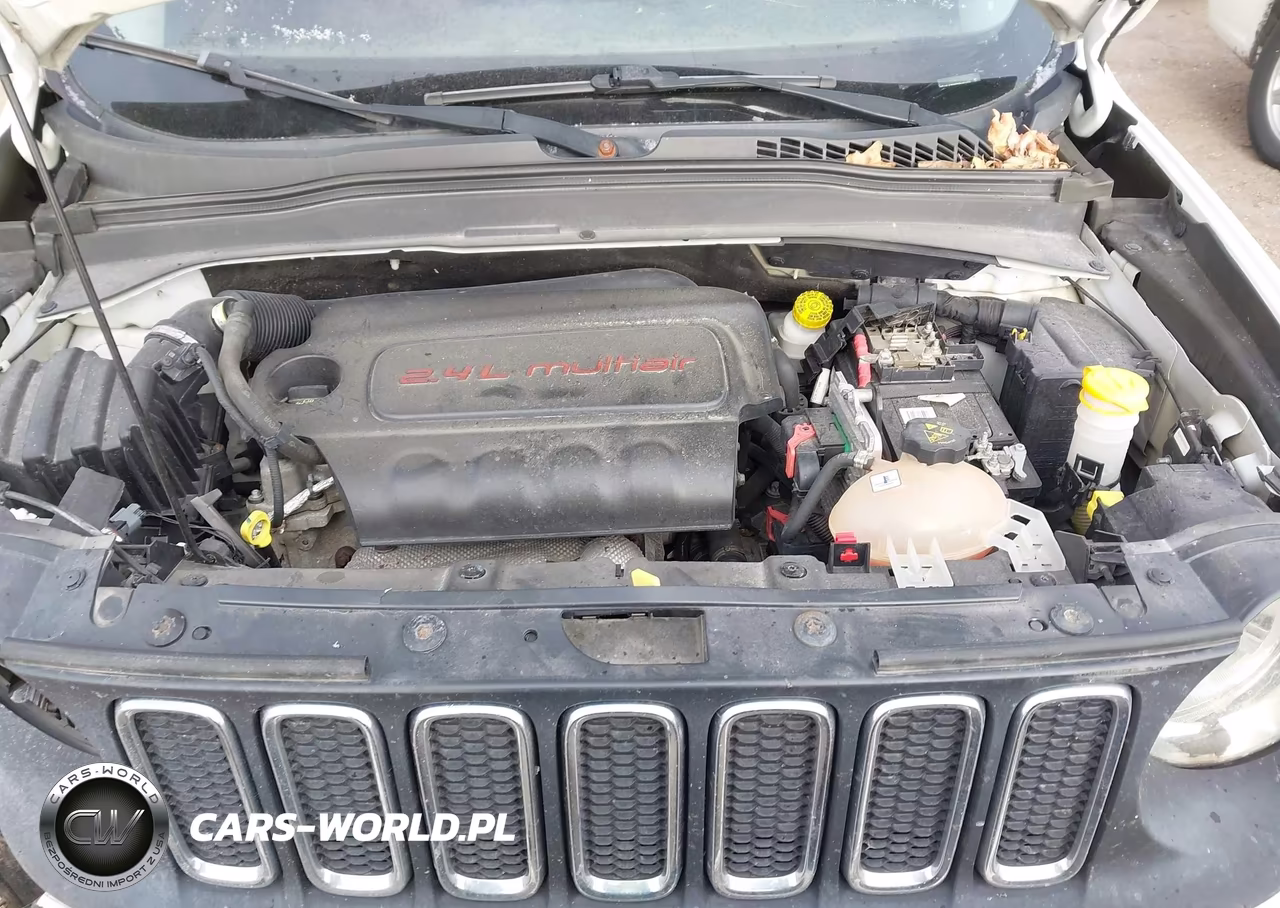 2015 Jeep Renegade Sport VIN:ZACCJAAT0FPB65103 - 10